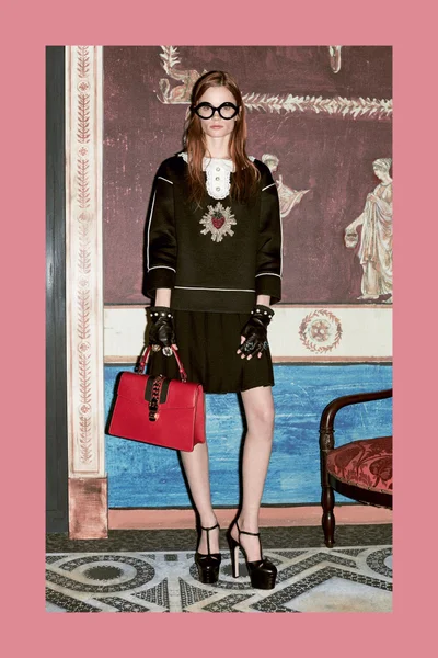 Look 77
